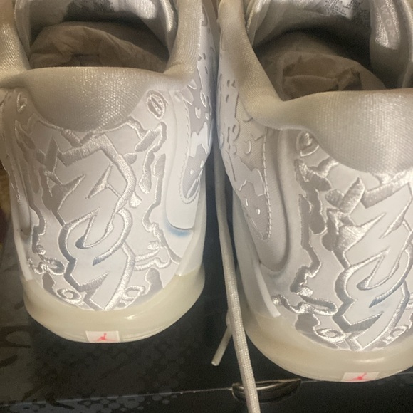 Jordan Zion 3 /white green - Picture 10 of 13